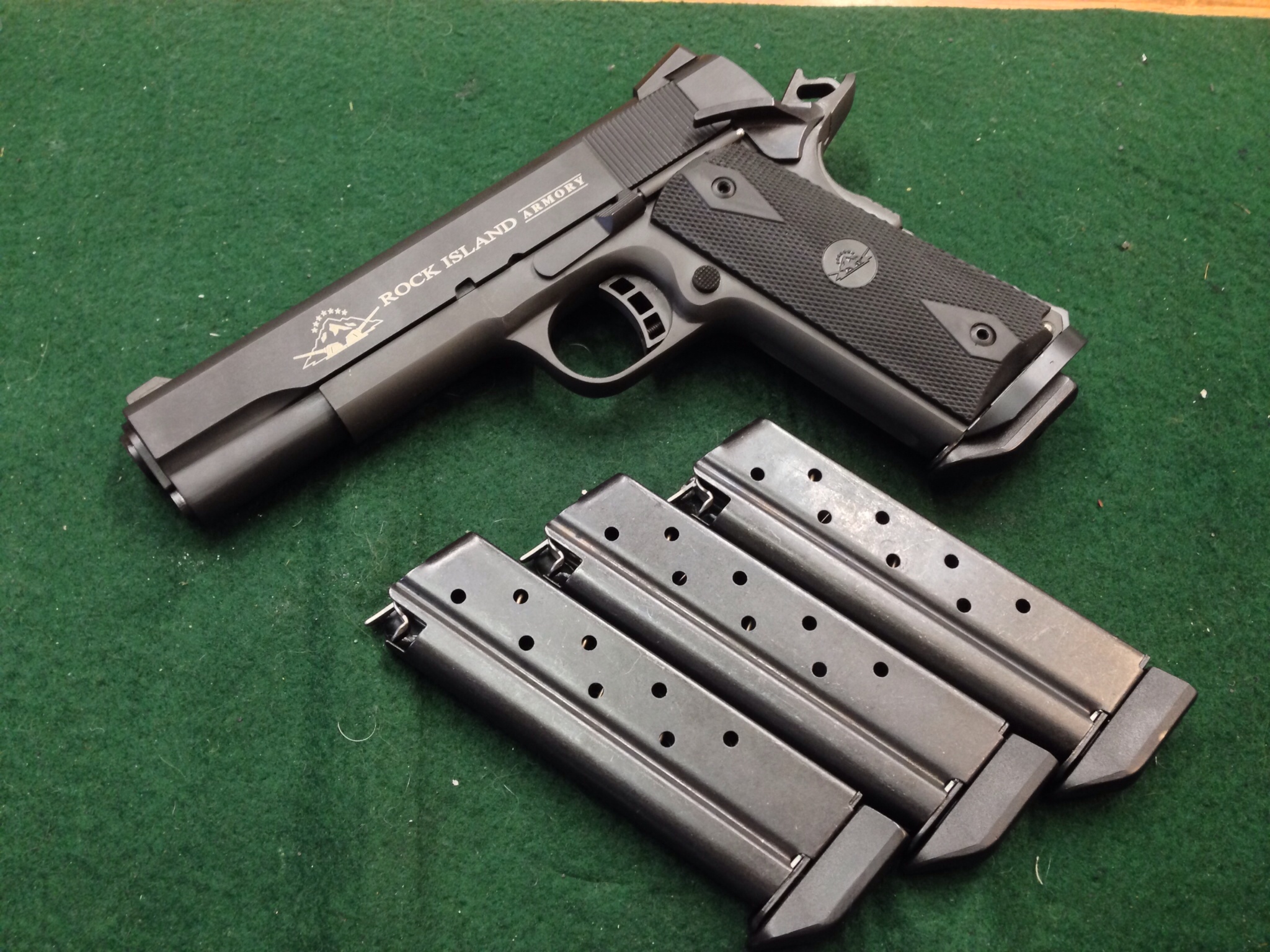 Rock Islands 1911A1 9mm Tactical features serrations on the front strap